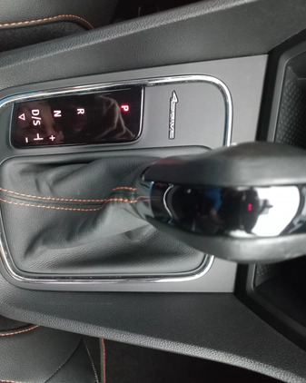 Seat Leon cena 64700 przebieg: 95765, rok produkcji 2015 z Włoszczowa małe 742